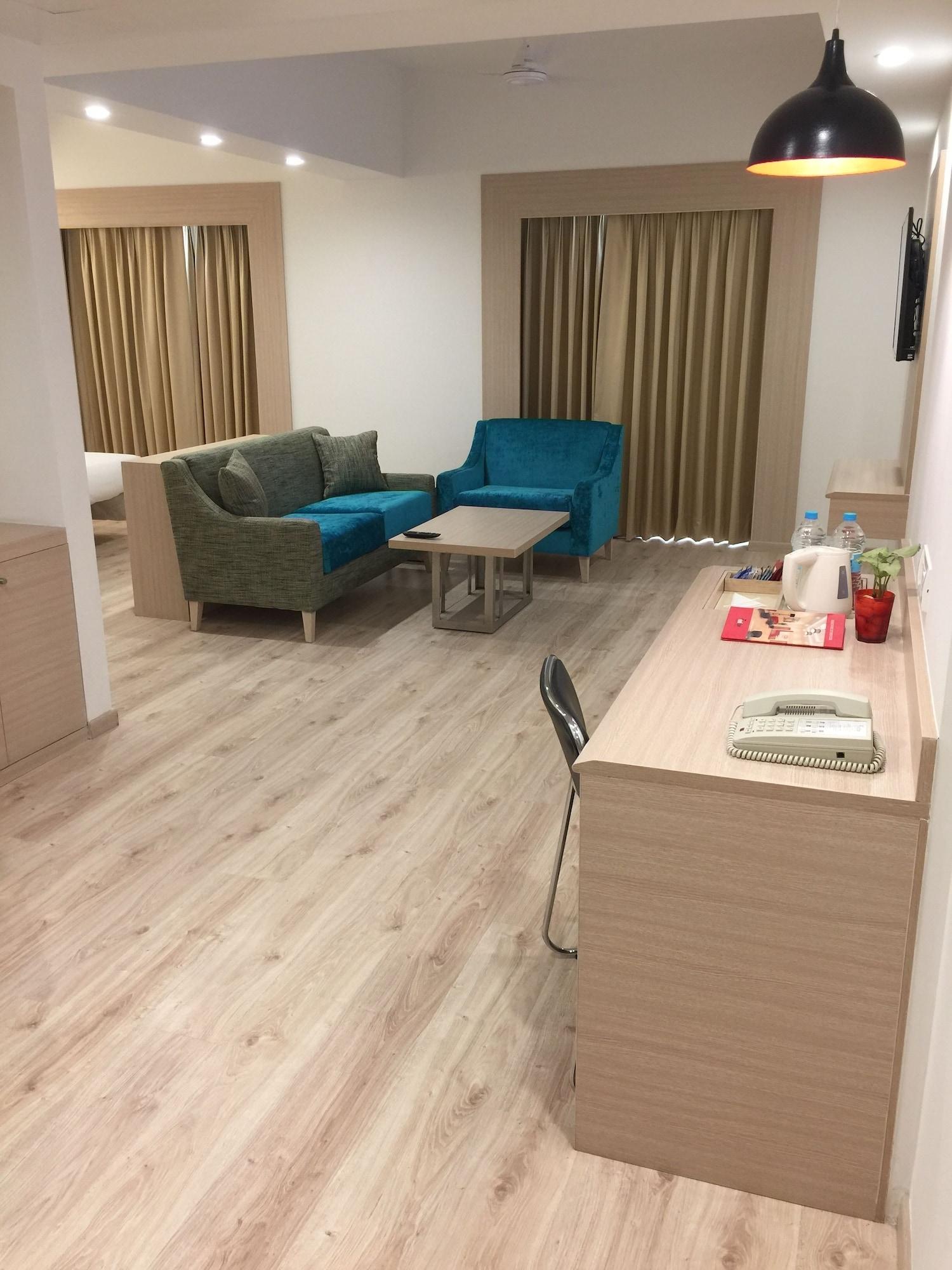 Red Fox By Lemon Tree Hotels, Sector 60, Gurugram Γκουργκάον Εξωτερικό φωτογραφία