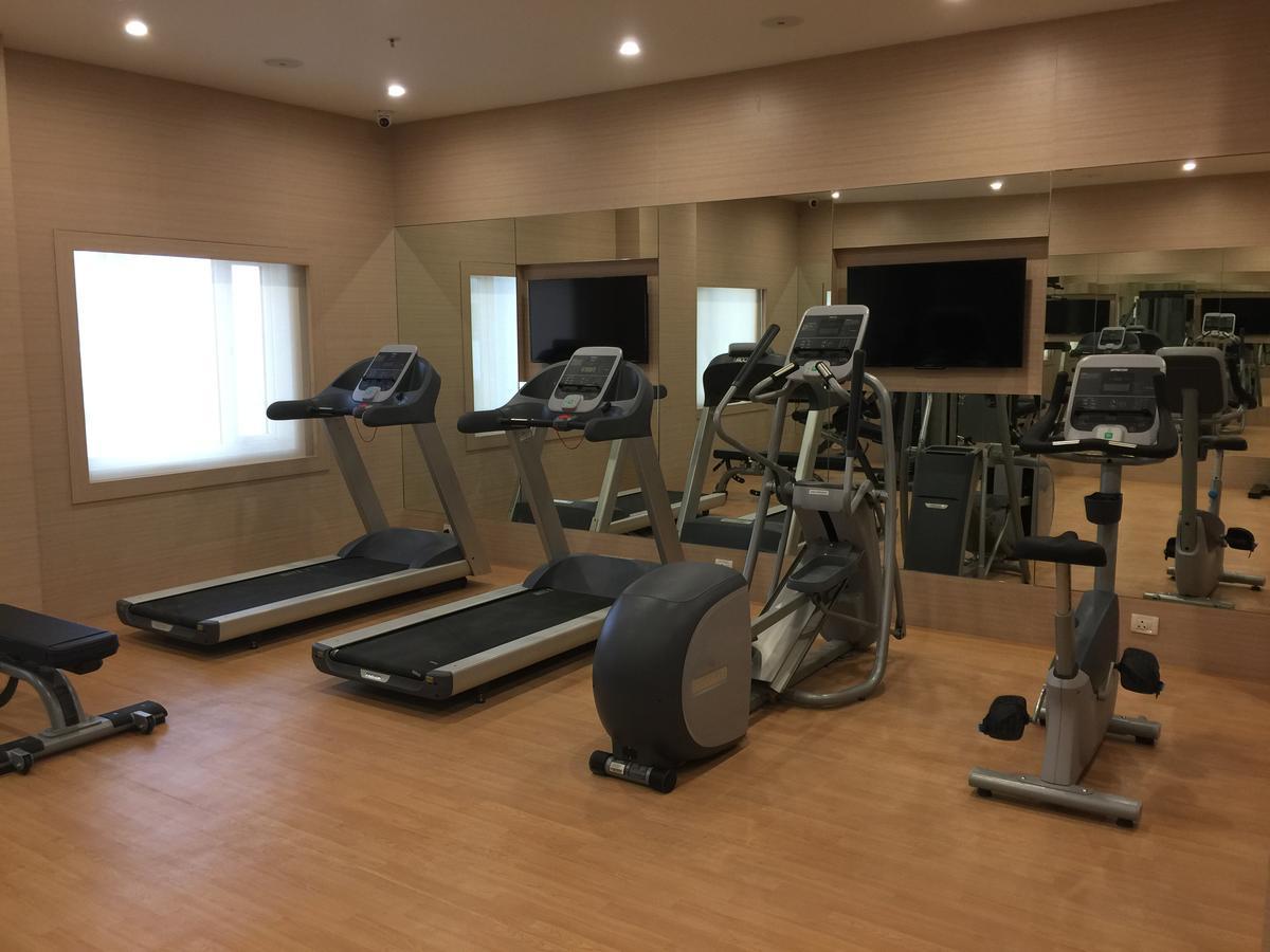 Red Fox By Lemon Tree Hotels, Sector 60, Gurugram Γκουργκάον Εξωτερικό φωτογραφία