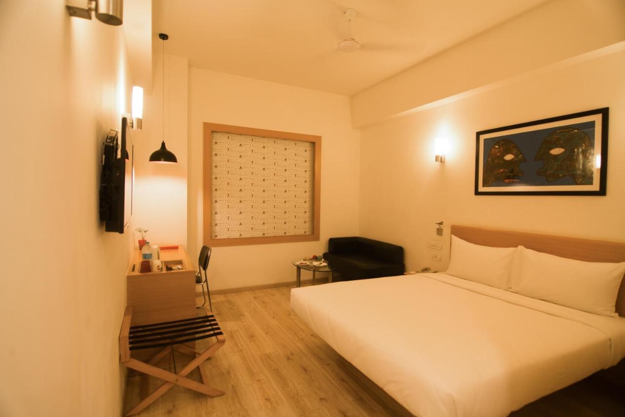 Red Fox By Lemon Tree Hotels, Sector 60, Gurugram Γκουργκάον Εξωτερικό φωτογραφία